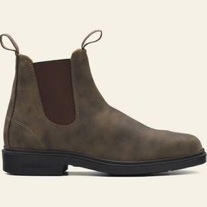 NWOT Blundstone Dress Chelsea Boot Rustic Brown, Size AU 8 (Women’s 11, Men’s 9)